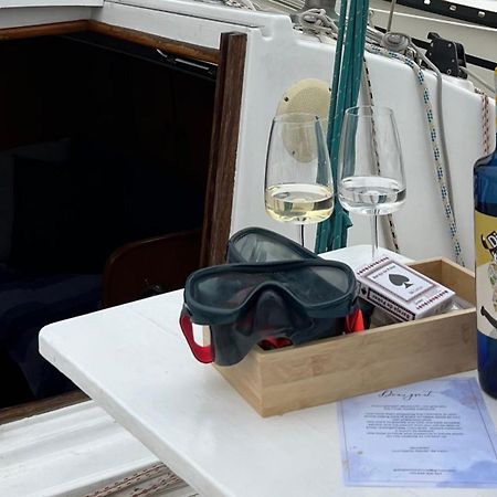 塞博河畔卡莱塔 Velero Puma 32酒店 外观 照片